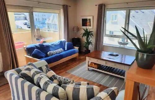 Lahinch Apartment | Loft Apartment with private south facing terrace in centre of Lahinch.
