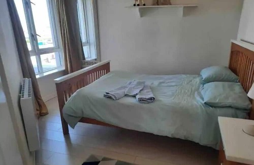 Lahinch Apartment | Loft Apartment with private south facing terrace in centre of Lahinch.