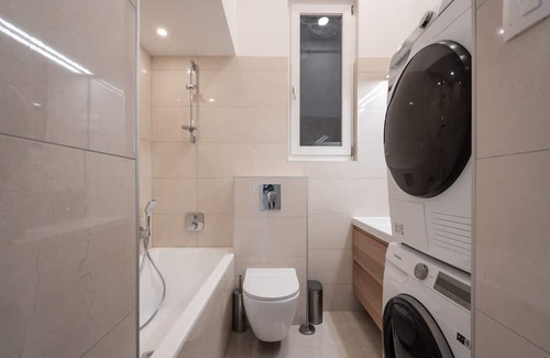 Csarnok negyed Apartment | 3 BR Classical Apartment With a Modern Touch