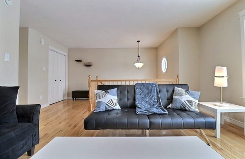 Moncton House | Cozy Home in Central Moncton WFH NBCC