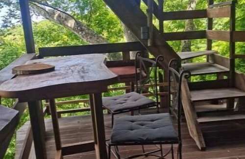 Deshaies Cabin | Cabane de Sissi