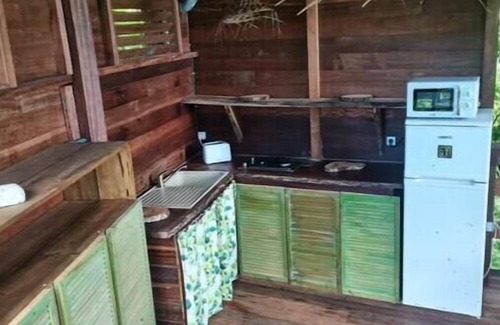 Deshaies Cabin | Cabane de Sissi