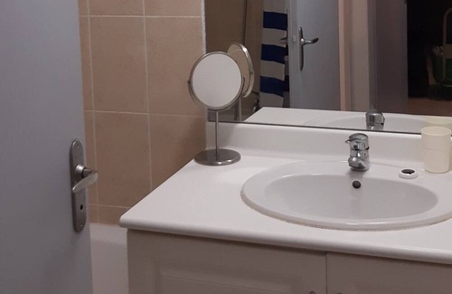 Port Marianne Apartment | Appartement 40m2 10mn des Plages