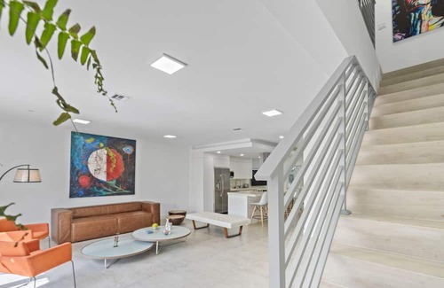 The Roads House | TOWNHOME W-BRICKELL,TERRACE W BBQ/SHOWER 3B-2.5B,SPECT.SKYLINE VIEWS,2 PARKINGS