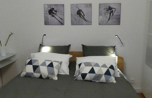 Quartier Hyper-Centre Apartment | Superb new T3, 2 beds, 1 large office, Championnet