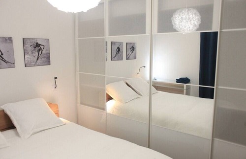 Quartier Hyper-Centre Apartment | Superb new T3, 2 beds, 1 large office, Championnet