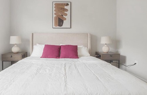 Johns Island Apartment | Landing at Crowne at Live Oak Square - 2 Bedrooms in Charleston