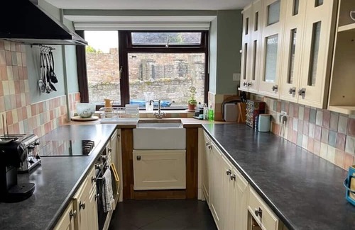 Frosterley Cottage | Stunning Cottage with Log Burner