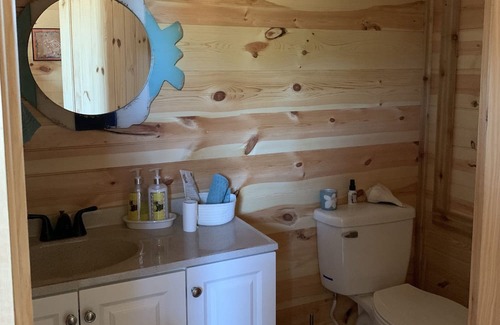 Edgewater Beach Cabin | Prime Total Eclipse viewing. Over three minutes of totality on April 8, 2024.