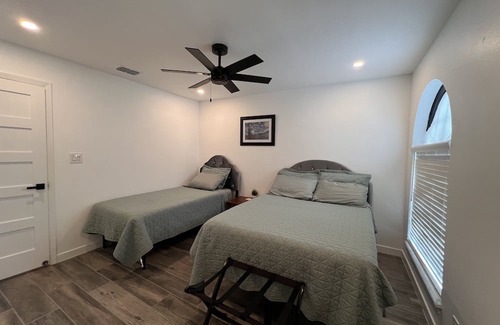 Harlingen House | Cozy Casita centrally located in the Valley