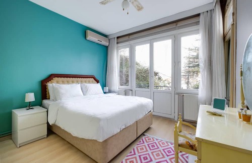 Adalar House | Sea View Retreat in Buyukada, 1 min to Ferry
