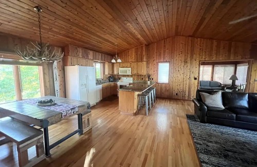 Richville Cabin | Cozy Lakefront Home, 3Br/2Bth Dead Lake, MN