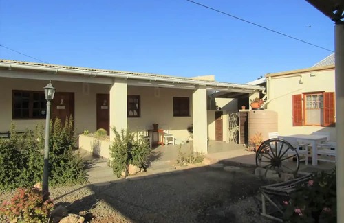 Calitzdorp House | Self Catering Cottages
