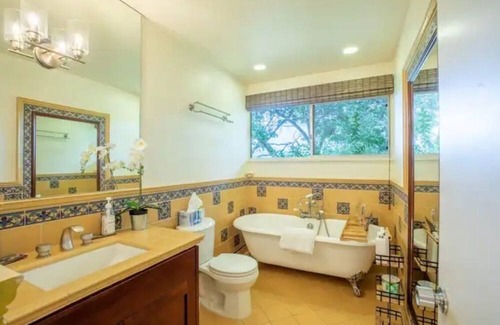 Carpinteria House | Vista Grande, a home on a working avocado orchard in an iconic small beach town