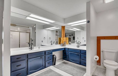 Blue Eye House | Enjoy the best escape for your 30 day min stay!
