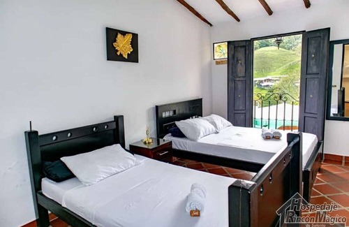 Salento House | Rincón Magico a 4 Cuadras del Parque, Vista Hacia la Montaña Para Ti,tu Familia!