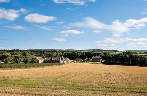 Haddington Apartment | SHEPHERD'S BOTHY AT PAPPLE STEADING - a luxury bolthole for 2 close to East Lothian's outstanding co