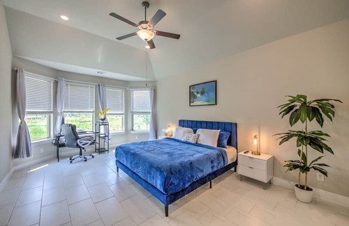 San Antonio House | Family Friendly Retreat just 20 Minutes to Downtown San Antonio