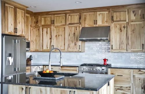 Sweetwater House | Modern Lake view home perfect for gathering— 5 minutes to Ideal Beach amenities