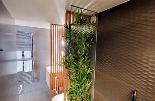 Schwarzenberg Apartment | AlpenblickStudio-at | Views of the Alps, Gym & Sauna