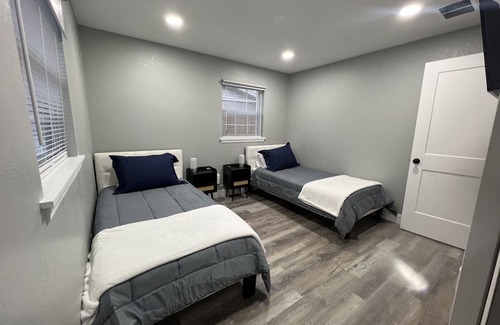 Winter Haven House | Kid & Pet friendly home w/ Pool and BBQ