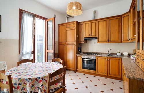 Riva Ligure Apartment | Apartment 'Nonna Sere Home' with Private Terrace, Balcony and Wi-Fi