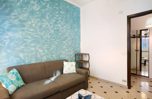 Riva Ligure Apartment | Apartment 'Nonna Sere Home' with Private Terrace, Balcony and Wi-Fi