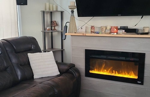 Coleman House | Cozy quiet little house in the northwoods peaceful atmosphere with fireplace