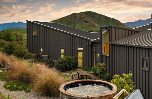 Lake Hayes House | Little on Threepwood
