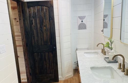 Bouvet Island House | NEW! Relax at your perfect hideaway in Broken Bow!