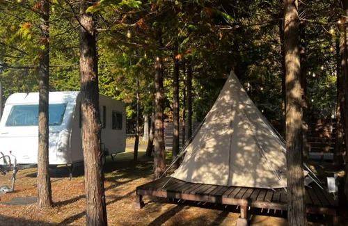 Higashihiroshima RV Rental | Completely private glamping with a woodfired bath / Higashihiroshima City Hiroshima