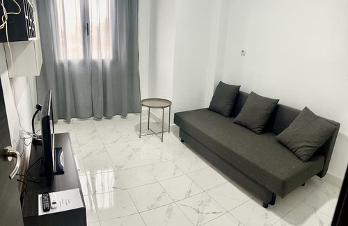 Bailen-Miraflores Condo | Apartamento Domingo