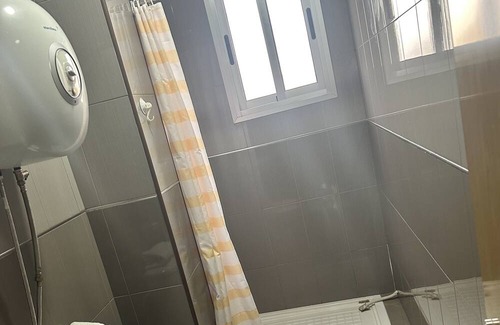 Bailen-Miraflores Condo | Apartamento Domingo