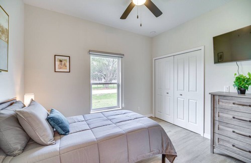 Okeechobee House | Modern Okeechobee Townhome w/ Backyard!