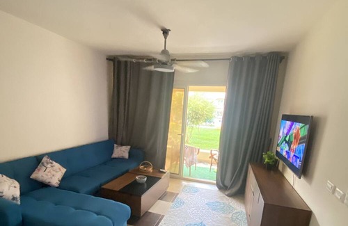 Al Ahyaa Resort | Cozy hotel apt with private beach and aquapark