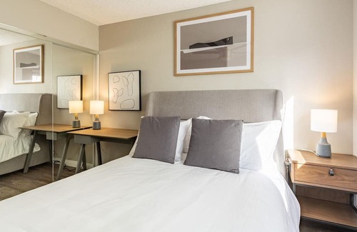 Baristo Apartment | Modern Apartment in Prime Location (ID7792X24)