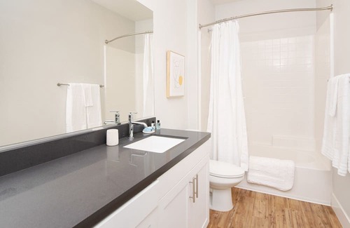 Moreno Valley Apartment | Modern Apartment in Prime Location (ID8634X17)
