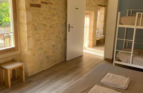 Redessan House | Le Mas des Grenadiers, pretty renovated Mas