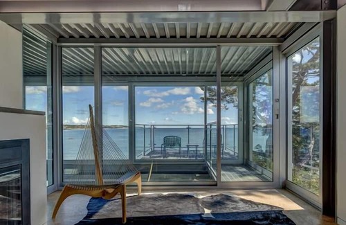 Western Malibu House | Point Lechuza - A Timeless Testament to Architectural Brilliance