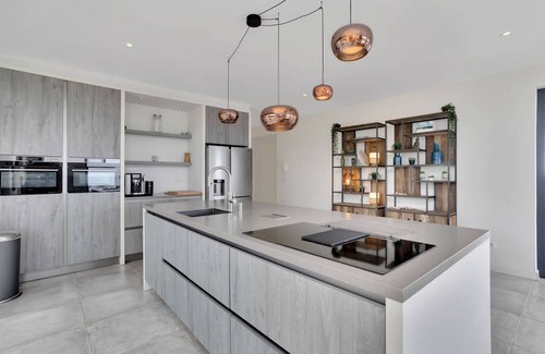 Sabadeco House | Kas di Luna, NEW! Luxury villa with gorgeous ocean views and infinity pool.