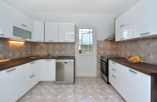 Kamen Apartment | Three bedroom apartment with terrace and sea view Stobreč, Split (A-21990-a)