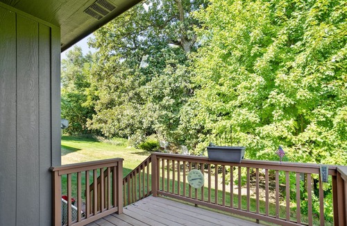 Bellevue House | Serene 2 Bdrm Home close to Offutt and Omaha