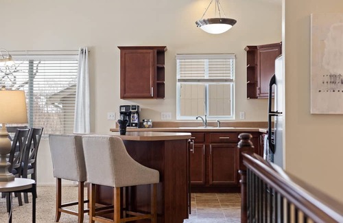 Bellevue House | Serene 2 Bdrm Home close to Offutt and Omaha