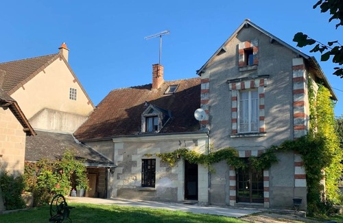 Noyers-sur-Cher House | Les Biches, family home for 4 to 10 people, a stone's throw from Beauval Zoo