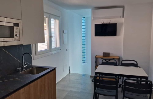 Almerimar Apartment | Apartment 'Apartamento Gaviota 1' with Shared Terrace, Wi-Fi and Air Conditioning