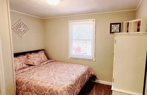 Cameron Cottage | Whistling Pines Cottage