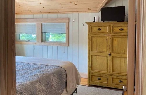 Bridgton House | At Waters Edge