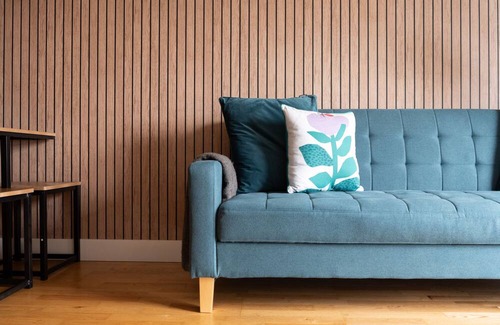 Leeds City Center Apartment | Leeds Dock: 2 Bedroom Haven