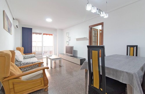 Port de Sagunt Apartment | Global Properties: Centrally located 3 bedroom flat in Puerto Sagunto
