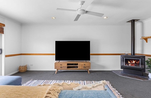Pelican House | Serene Family Paradise